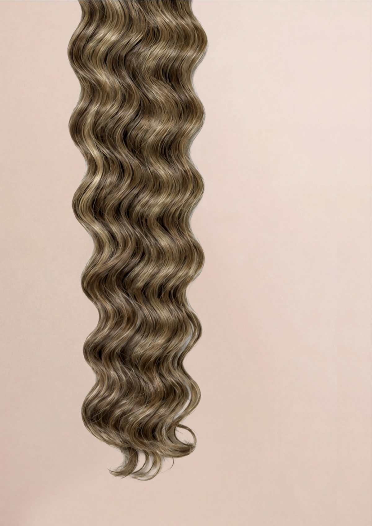 Hollywood Curl curl pattern, Blush+Wren curly hair extensions